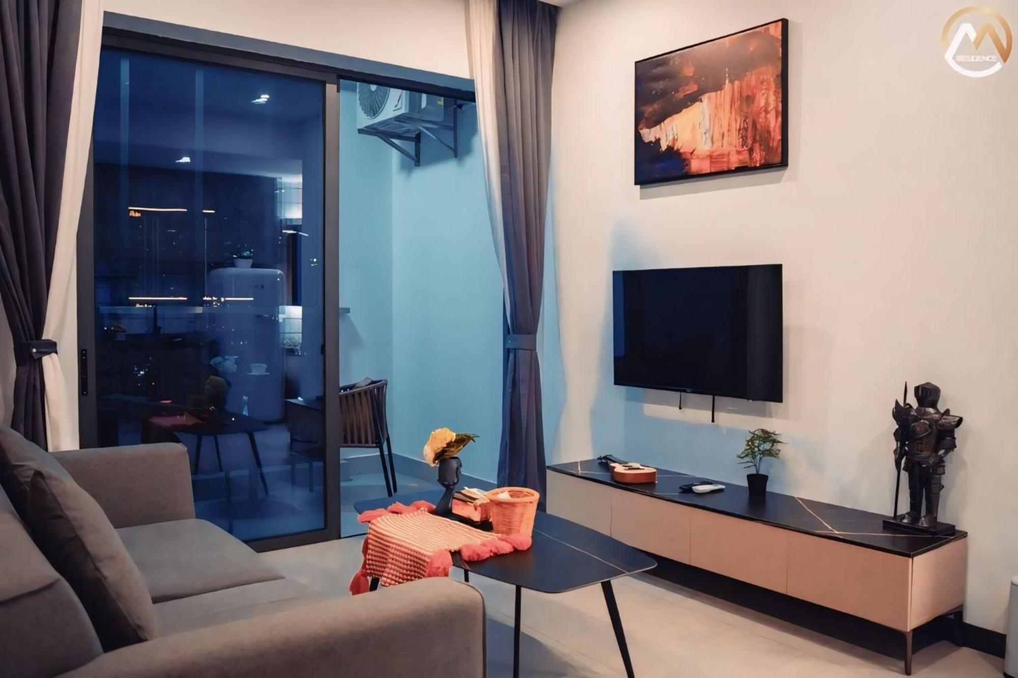 Hotel Serviced Condo Unique Infinity Pool With Mekong River View Phnom Penh Exterior foto