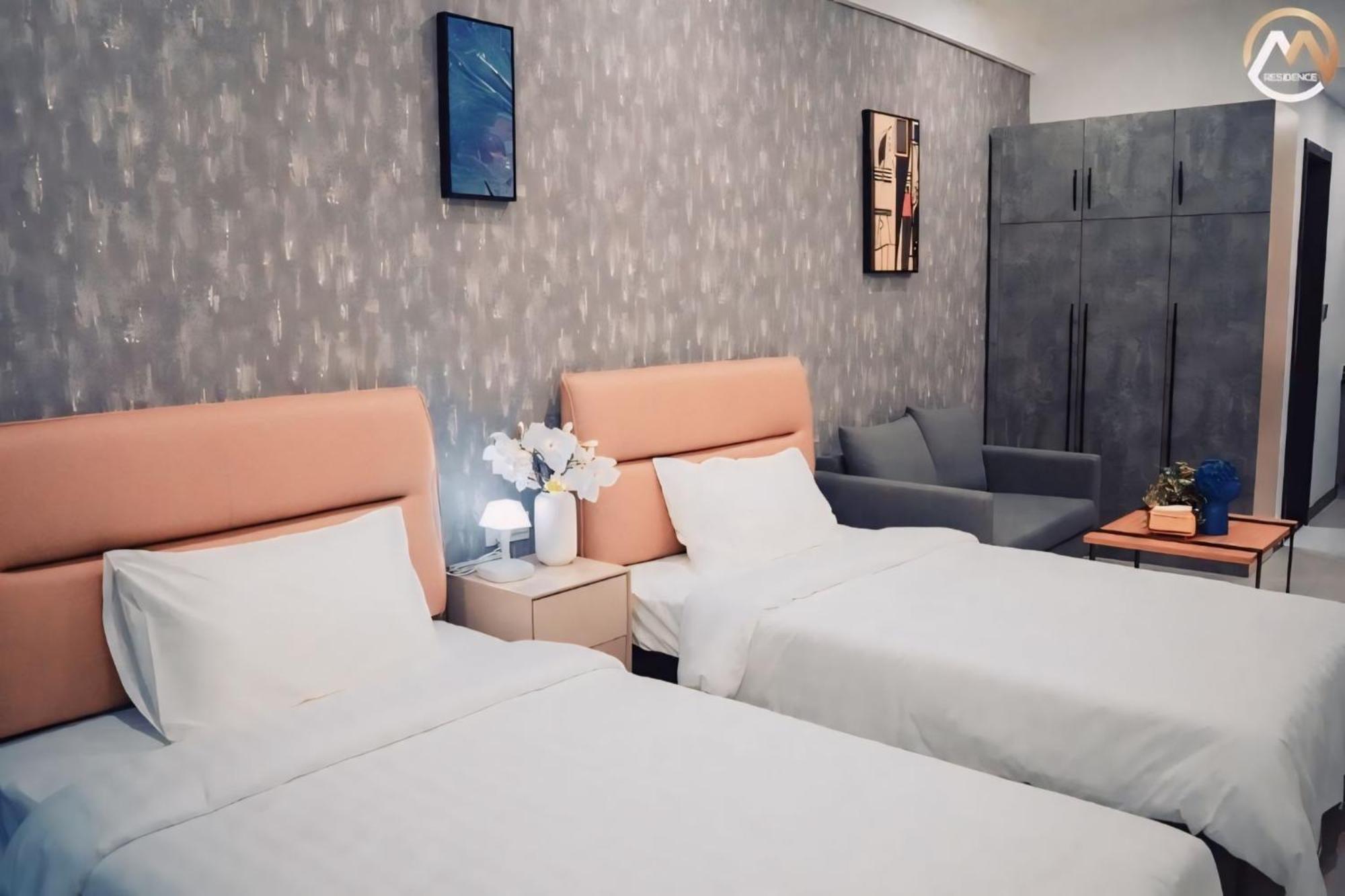 Hotel Serviced Condo Unique Infinity Pool With Mekong River View Phnom Penh Exterior foto